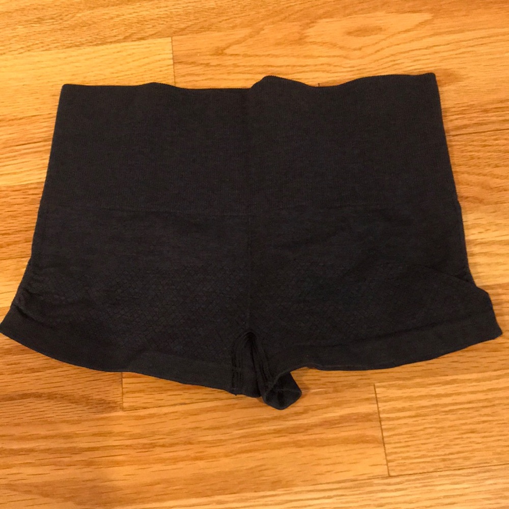 Boogie short LULU LEMON